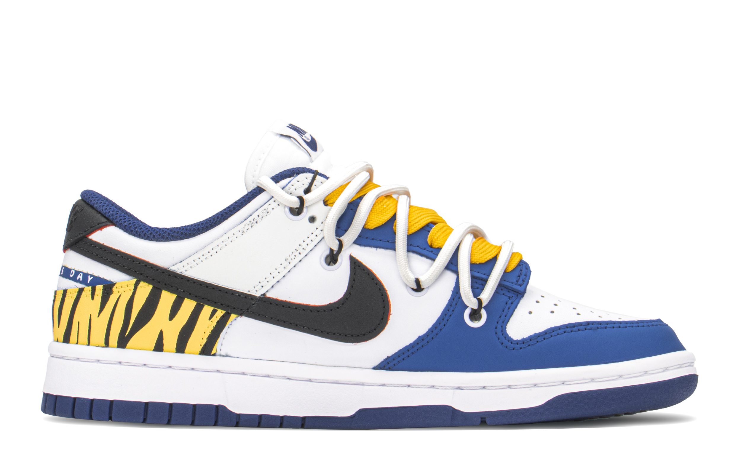[Custom Shoes] (W) Nike Dunk Low 'Qixi Morse Code' 圖 2