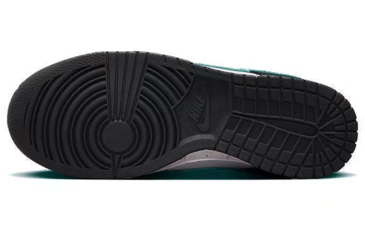 Details for (W) [Sepatu Custom] Nike Dunk Low 'Rabbit Rose Patch Hitam-Putih' FD4623-131(TeamThree-女款玫瑰来信黑白)