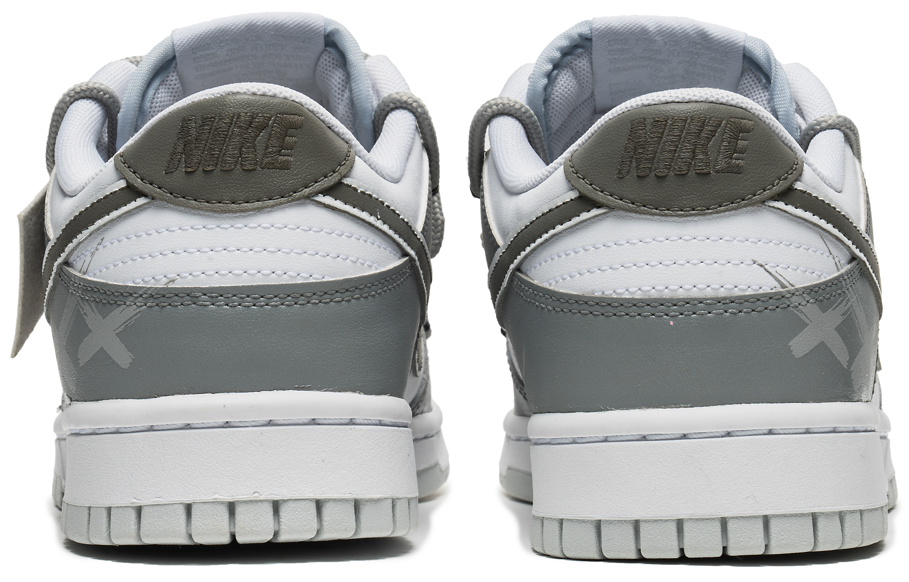 Purchase 【客製籃球鞋】Nike Dunk Low 美式復古配件 便條 葉綠素 低筒 板鞋 女款 灰白