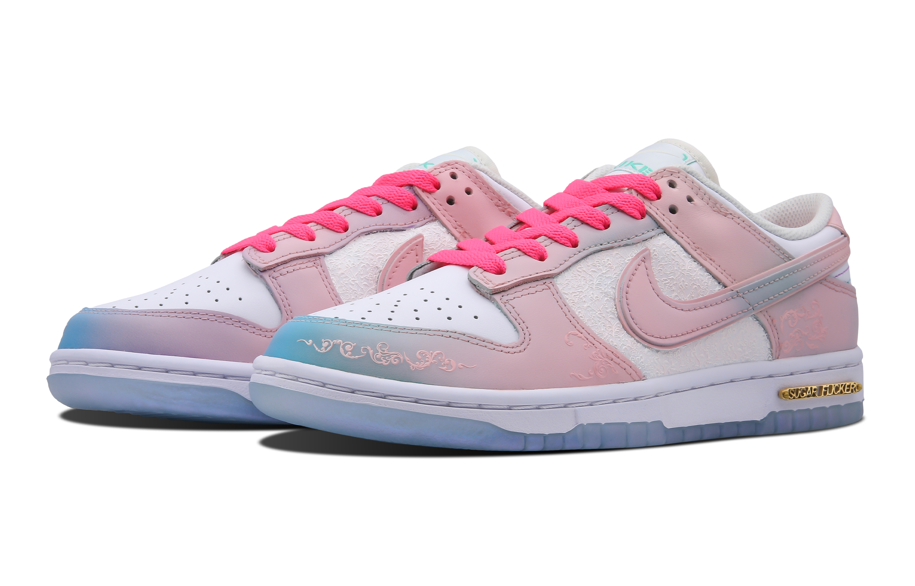 Lookbook 【客製化球鞋】Nike Dunk Low Rococo 夏水仙 浮雕  低筒 板鞋 女款 粉紅藍
