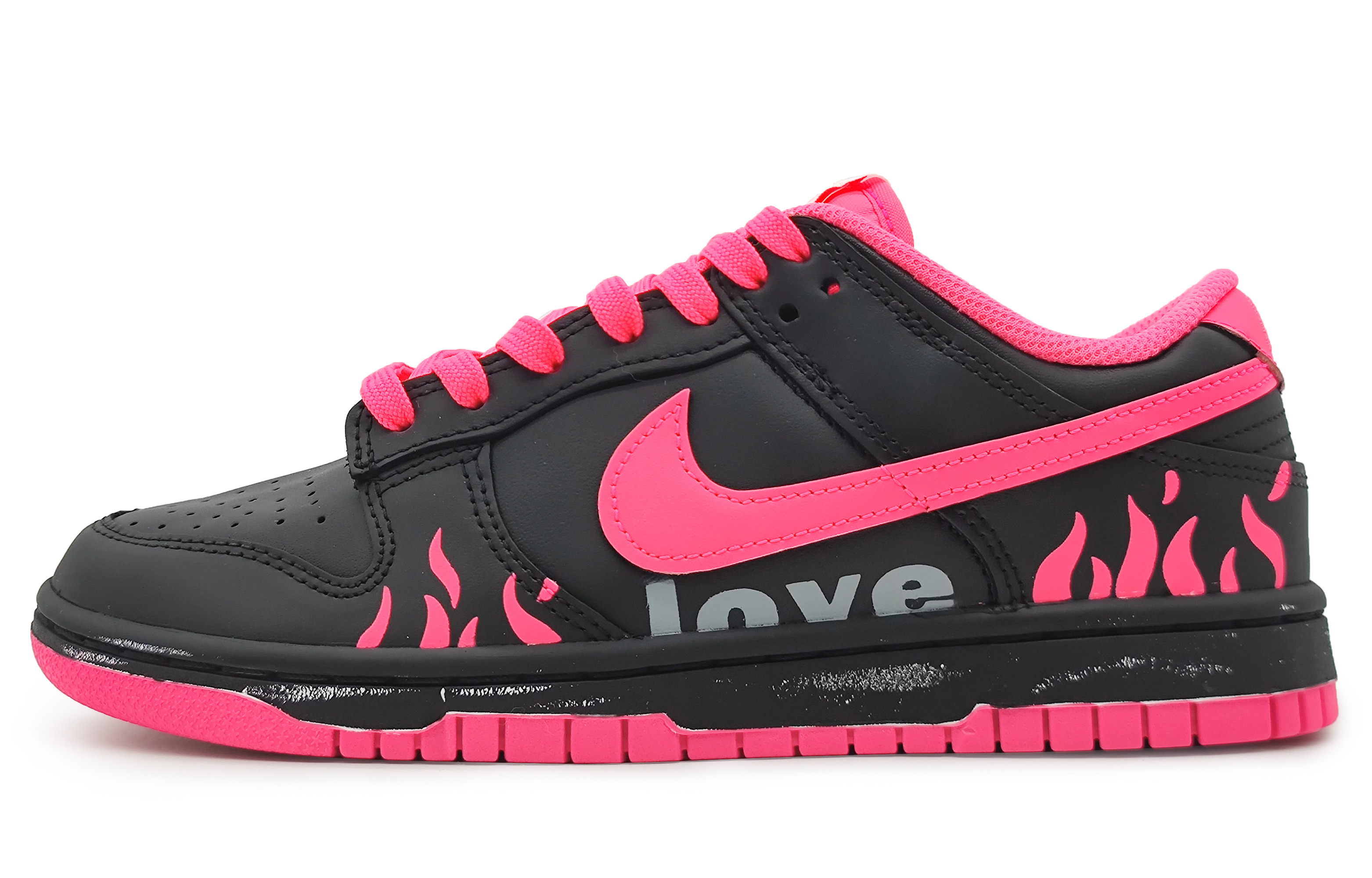 Buy (W) [Kasut Rekaan] Nike Dunk Low 'Graffiti Sakura' DZ5196-600-444217