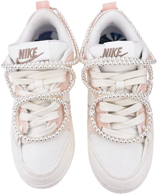 【定制球鞋】Nike Dunk Low 是在玩鞋 解構 櫻花配色 愛心 漸變 珍珠鏈條 秋冬 小香 低幫 板鞋 女款 粉白 Shop 【定制球鞋】Nike Dunk Low 是在玩鞋 解構 櫻花配色 愛心 漸變 珍珠鏈條 秋冬 小香 低幫 板鞋 女款 粉白