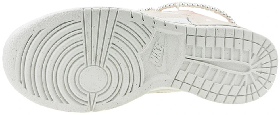 【定制球鞋】Nike Dunk Low 是在玩鞋 解構 櫻花配色 愛心 漸變 珍珠鏈條 秋冬 小香 低幫 板鞋 女款 粉白 Details for 【定制球鞋】Nike Dunk Low 是在玩鞋 解構 櫻花配色 愛心 漸變 珍珠鏈條 秋冬 小香 低幫 板鞋 女款 粉白