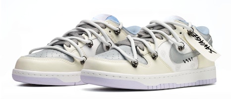 【訂製球鞋】 Nike Dunk Low 解構風 SAVAGE 腰果花 低幫 板鞋 女款 黃灰 Shop 【訂製球鞋】 Nike Dunk Low 解構風 SAVAGE 腰果花 低幫 板鞋 女款 黃灰