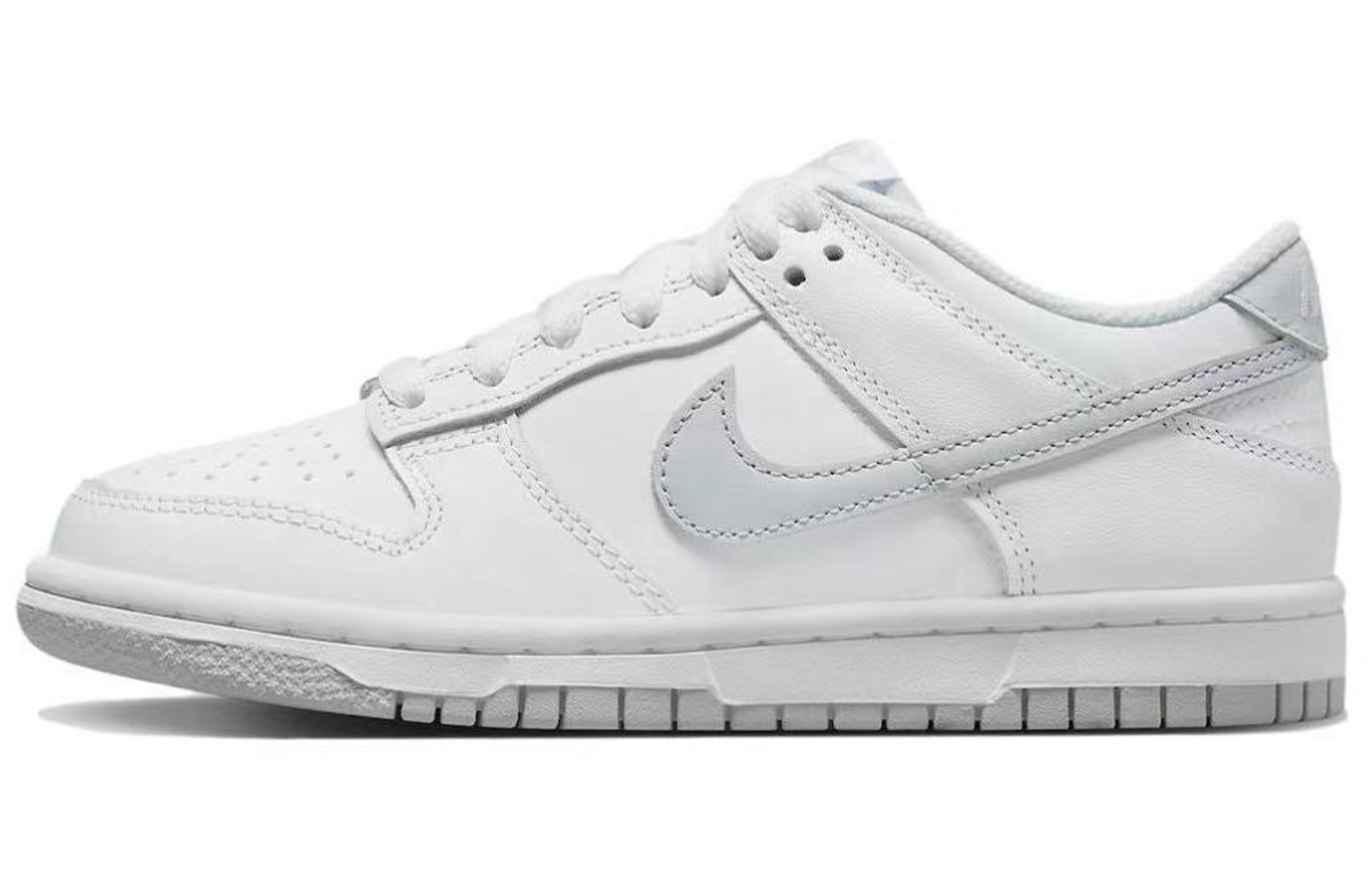 Details for (W) 【カスタムシューズ】（女性用）ナイキ ダンク ロー「シーソルトブルースウッシュ」 DH9765-102(Team22-海盐小蓝勾A-BOX)