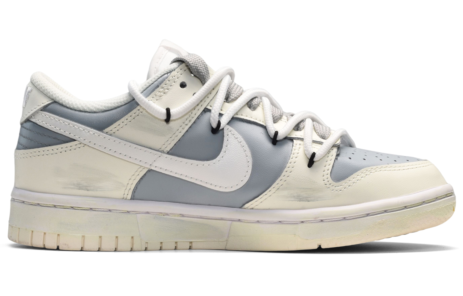 Order (W) [Kasut Custom] Nike Dunk Low 'Smiley Patch - Kelabu Putih Pudar Vintage' DD1503-121(TeamE-女款笑脸米白灰)