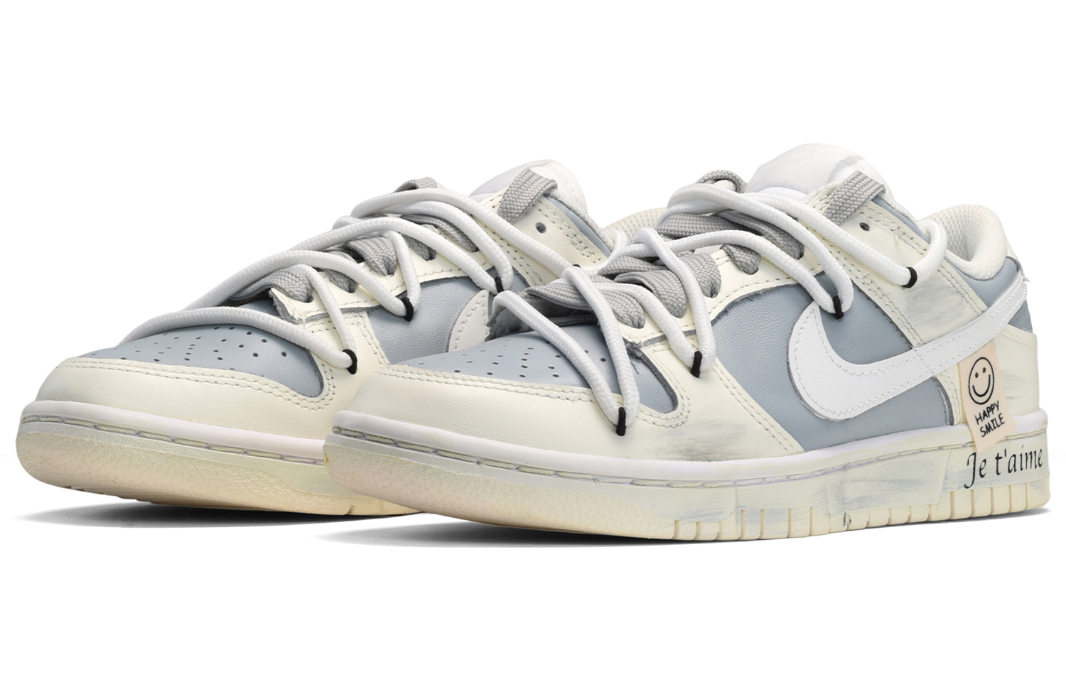 Lookbook (W) [Kasut Custom] Nike Dunk Low 'Smiley Patch - Kelabu Putih Pudar Vintage' DD1503-121(TeamE-女款笑脸米白灰)