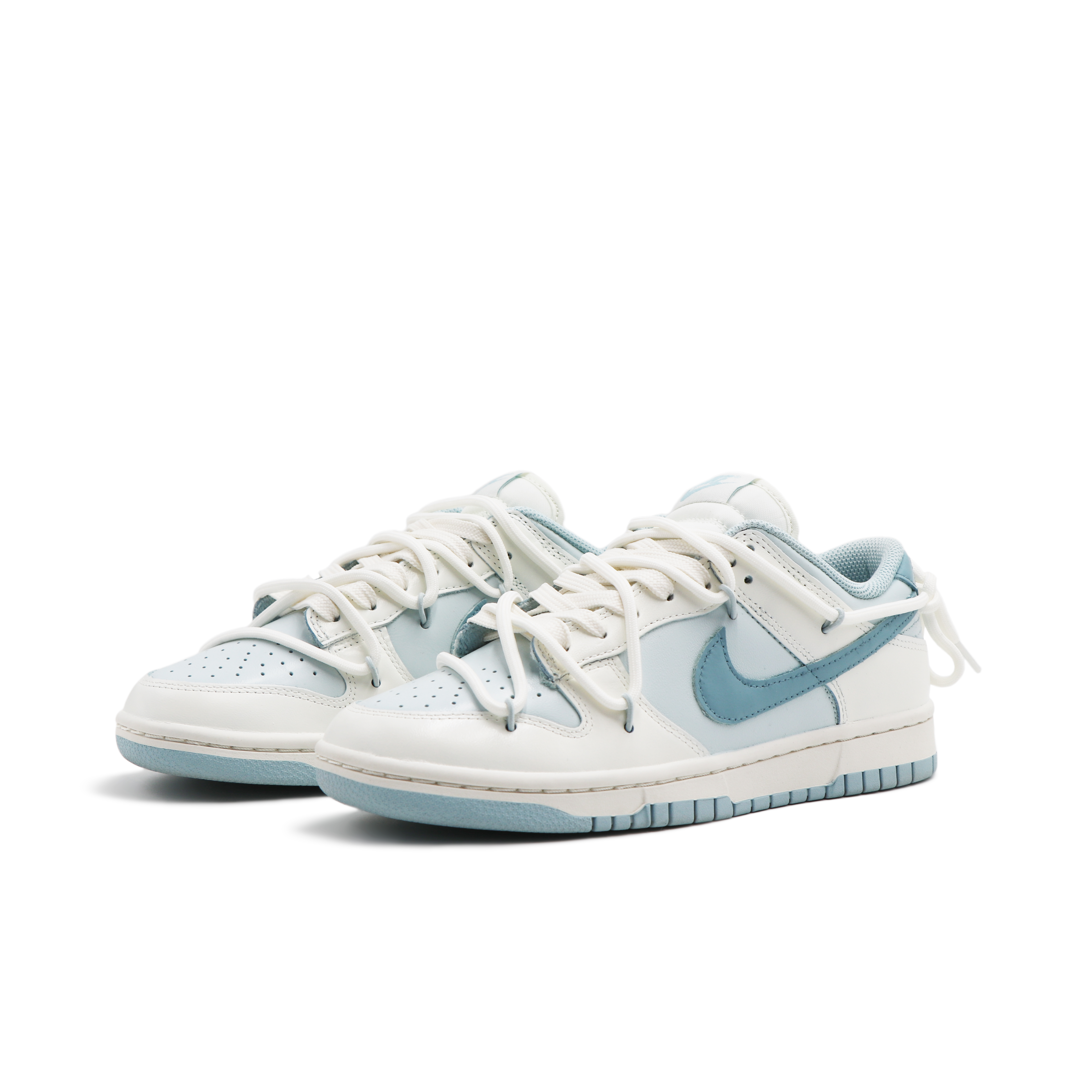 Lookbook 【客製球鞋】 Nike Dunk 低筒 蒸氣木偶 海鹽奶蓋 清新小眾 簡約 滑板鞋 女款 沙白色