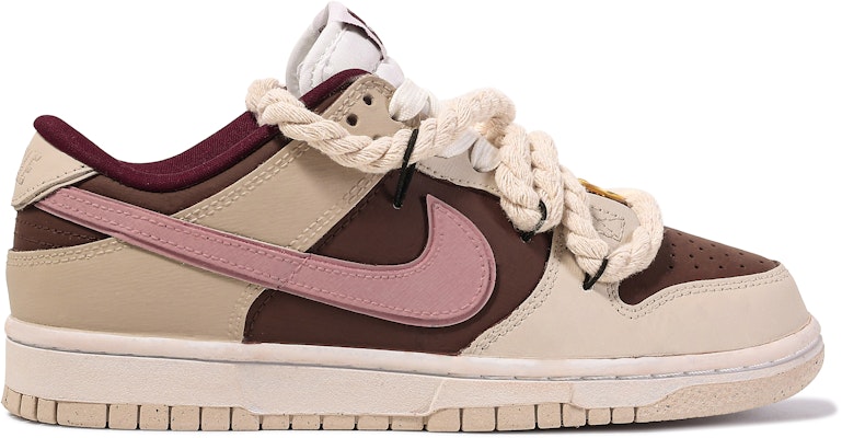 (W) 나이키 덩크 로우 '딸기쿠키' (커스텀) DV1160-100(TeamM-草莓曲奇) Lookbook (W) 나이키 덩크 로우 '딸기쿠키' (커스텀) DV1160-100(TeamM-草莓曲奇)