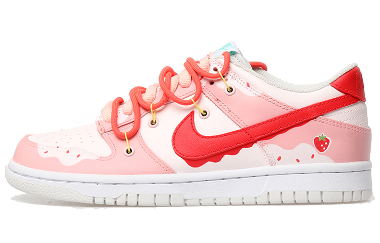 Buy (W) [定制鞋款] 耐克Dunk Low“草莓冰淇淋拆解蕾丝” CW1590-101(Team拾玖-草莓冰淇淋女款)