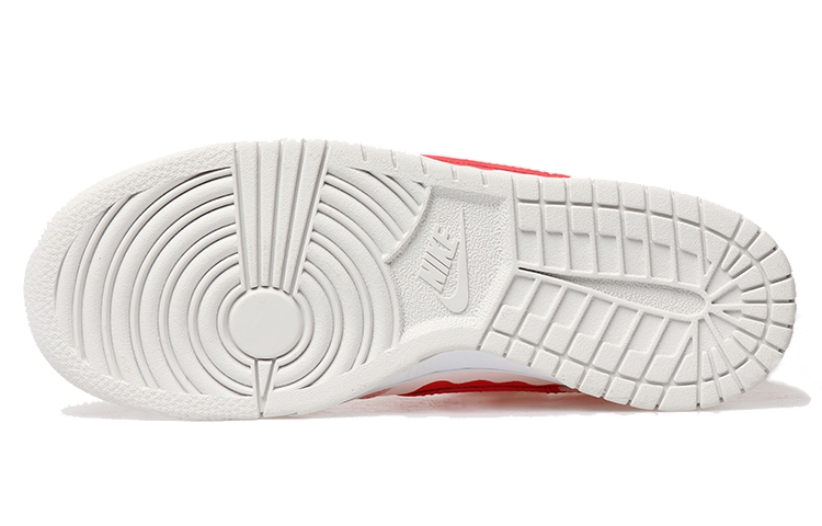 Details for (W) [定制鞋款] 耐克Dunk Low“草莓冰淇淋拆解蕾丝” CW1590-101(Team拾玖-草莓冰淇淋女款)