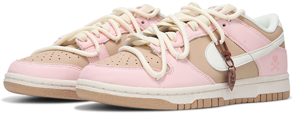 【客製球鞋】Nike Dunk Low 火心 溫柔復古風 草莓拿鐵 愛心 簡約 解構綁帶 防滑 低筒 板鞋 女款 粉棕色 Shop 【客製球鞋】Nike Dunk Low 火心 溫柔復古風 草莓拿鐵 愛心 簡約 解構綁帶 防滑 低筒 板鞋 女款 粉棕色