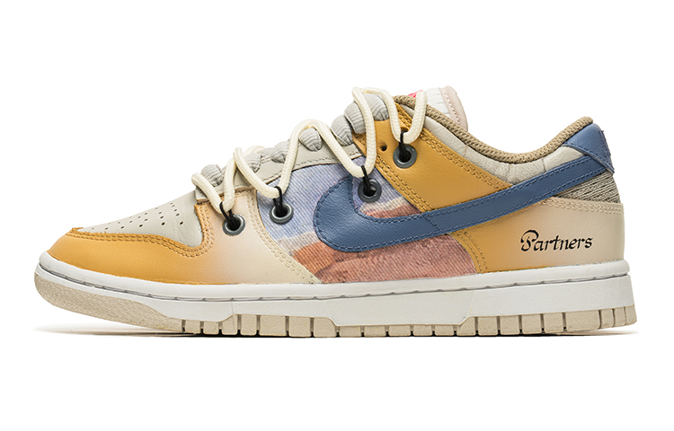Buy 【訂製球鞋】 Nike Dunk Low 街舞系列 野鶴製造 靈魂伴侶 漸變 解構雙鞋帶 牛仔貼布 低幫 板鞋 女款 米黃