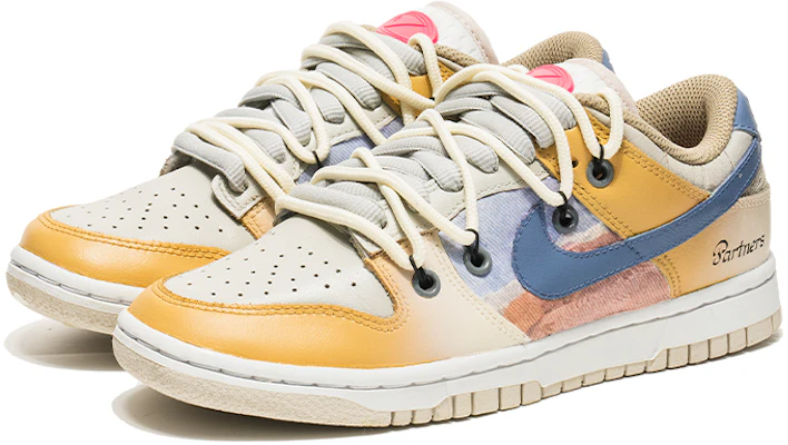 【訂製球鞋】 Nike Dunk Low 街舞系列 野鶴製造 靈魂伴侶 漸變 解構雙鞋帶 牛仔貼布 低幫 板鞋 女款 米黃 Lookbook 【訂製球鞋】 Nike Dunk Low 街舞系列 野鶴製造 靈魂伴侶 漸變 解構雙鞋帶 牛仔貼布 低幫 板鞋 女款 米黃