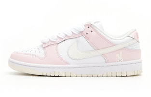 【訂製球鞋】 Nike Dunk Low 砂糖兔 可愛 清新 少女風休閒 低幫 板鞋 女款 粉白 Buy 【訂製球鞋】 Nike Dunk Low 砂糖兔 可愛 清新 少女風休閒 低幫 板鞋 女款 粉白