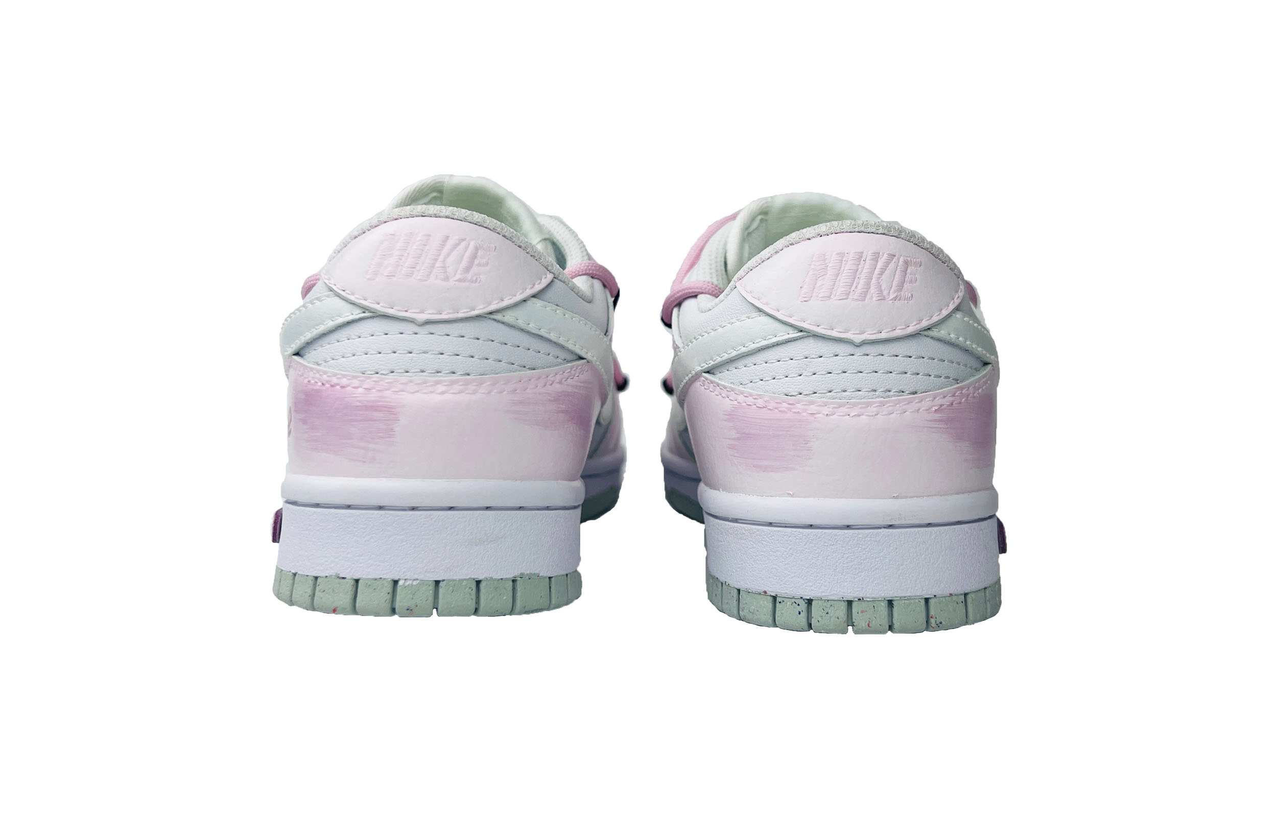 Shop (W) [カスタムシューズ] (レディース) ナイキ ダンク ロー 'サマームース デコンストラクト ピンク グリーン' DN1431-102(TeamD-女款夏日慕思)