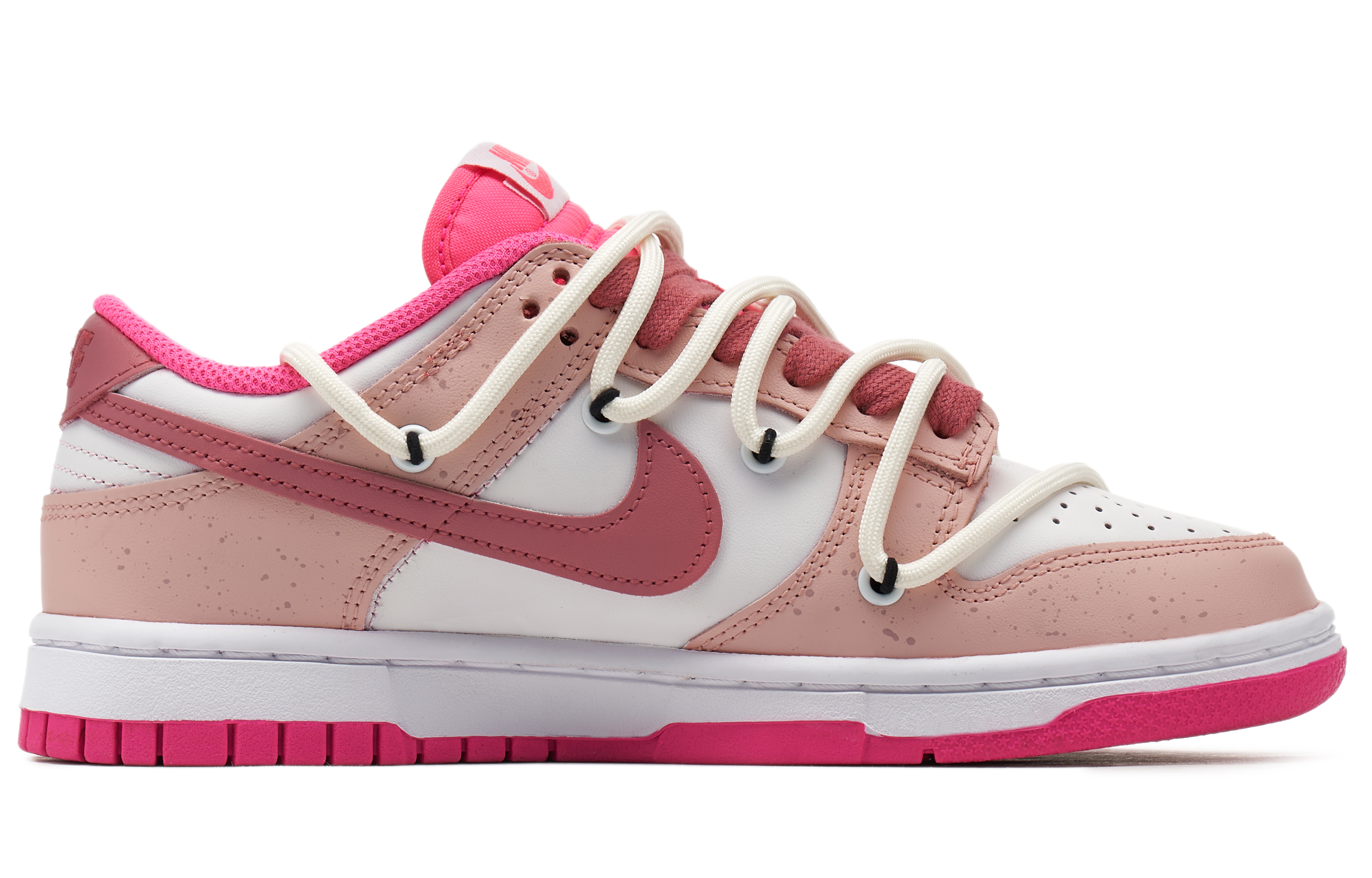 Order 【訂製球鞋】 Nike Dunk Low 熊貓惡作劇 夏日主題 朱顏粉面 做舊 復古 低筒 板鞋 女款 粉白