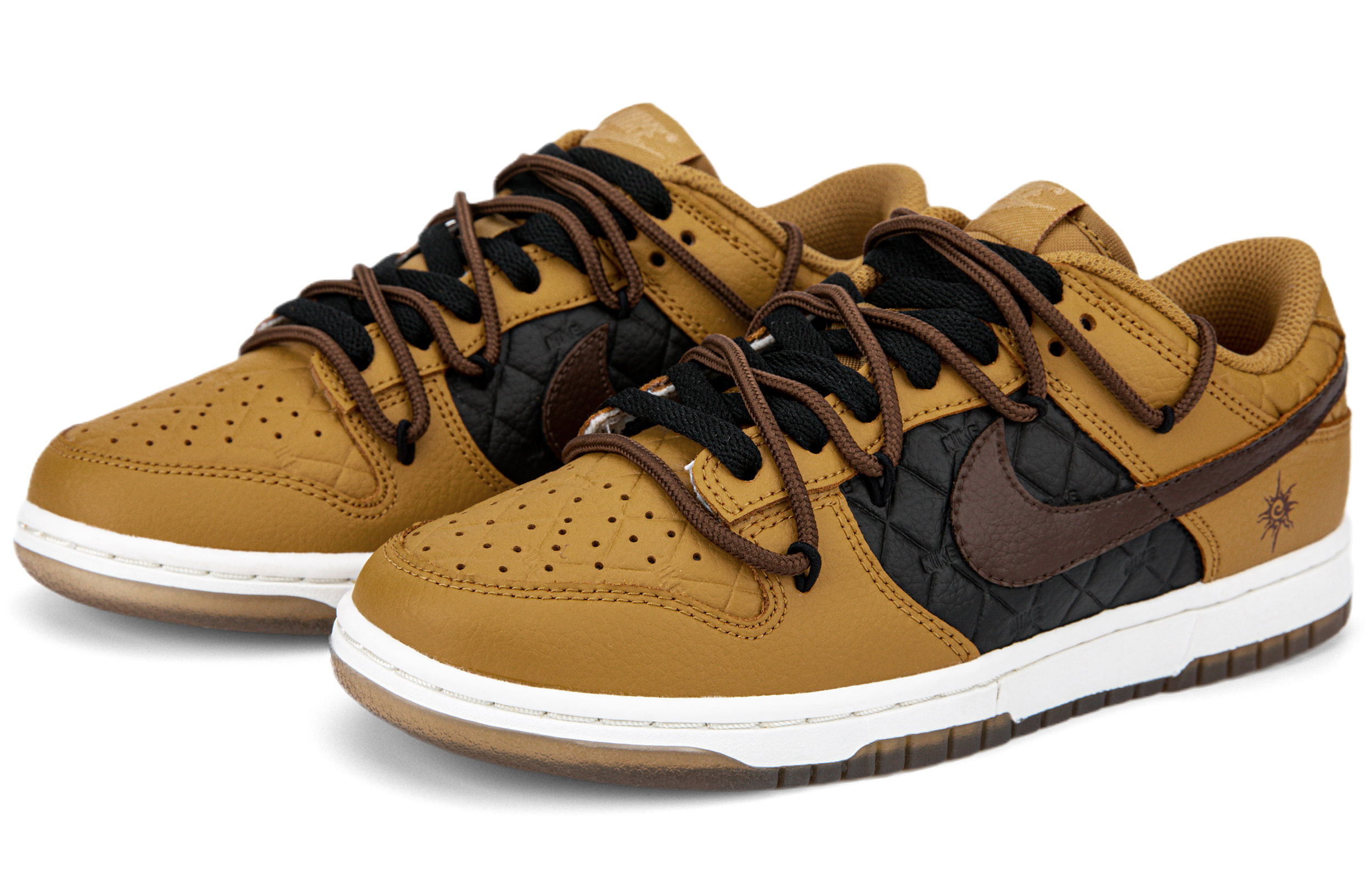 Lookbook 【客製球鞋】Nike Dunk Low 手繪 改色 太陽圖騰 美拉德色系 解構雙鞋帶 復古 百搭 防滑 低筒 板鞋 女款 黑棕