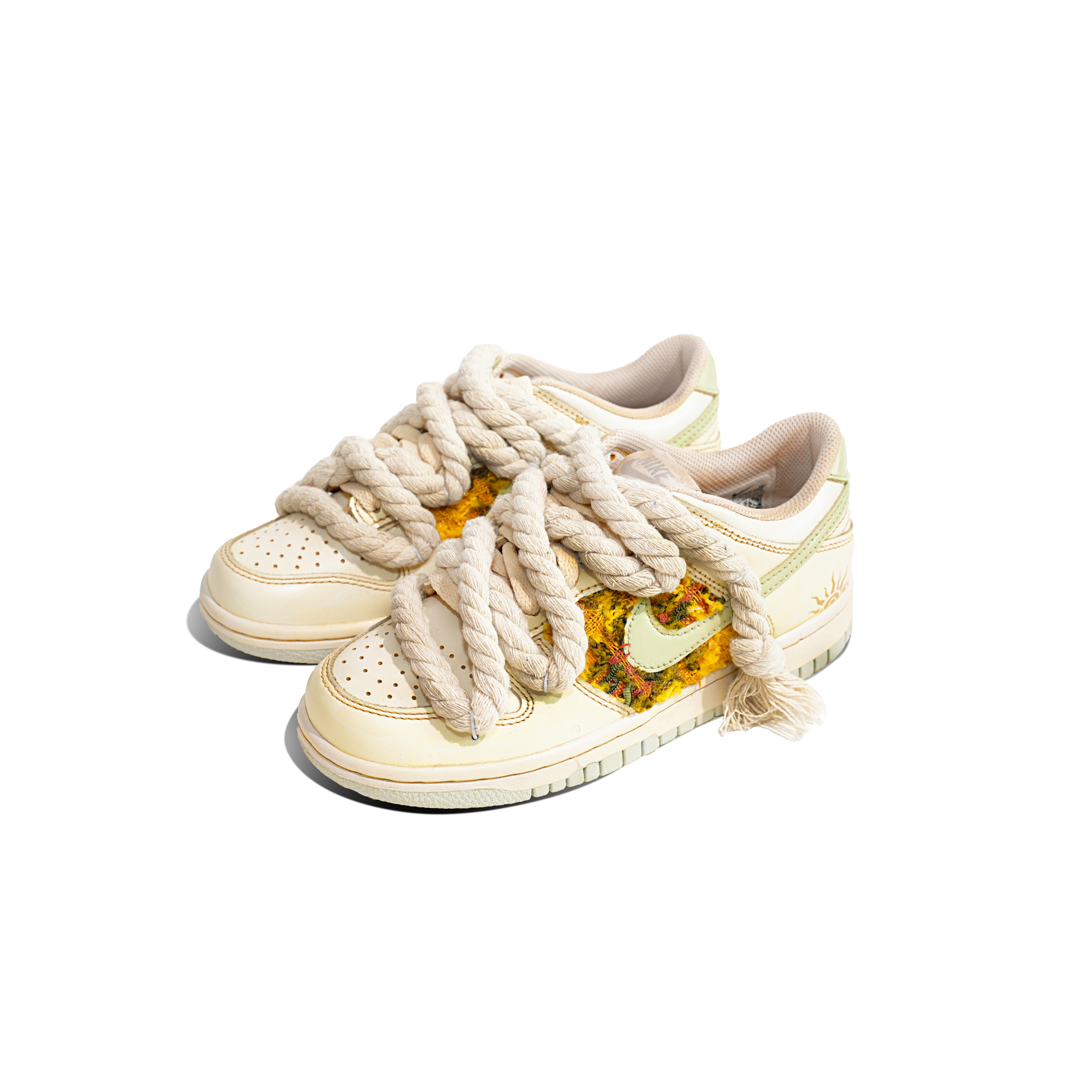 Lookbook (W) 나이키 덩크 로우 '해바라기 헴프 디컨 오프화이트' (58 characters) DH9765-102(Team3-向日葵女款)