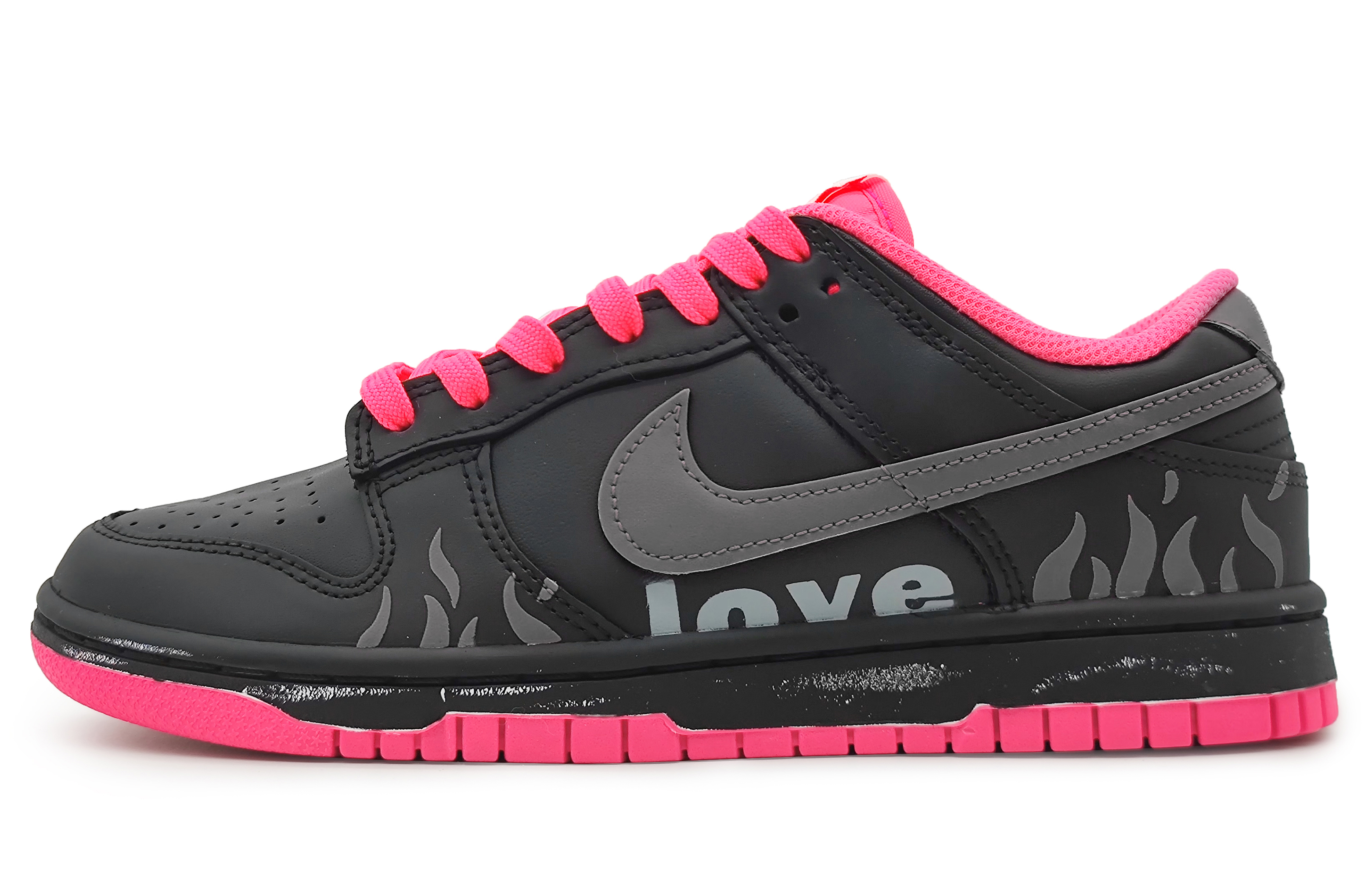 Buy 【客製化球鞋】 Nike Dunk Low 心靈夜火 粉黑撞色 甜酷風 粉底 中底塗鴉 可拆卸 防滑耐磨 低筒 板鞋 女款 黑灰