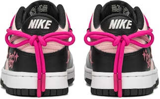 (W) 【カスタムシューズ】(女性向け)ナイキダンク ロー「スウィートハートジャムパック」 CW1590-100(TeamA-甜心果酱S-BOX) Shop (W) 【カスタムシューズ】(女性向け)ナイキダンク ロー「スウィートハートジャムパック」 CW1590-100(TeamA-甜心果酱S-BOX)