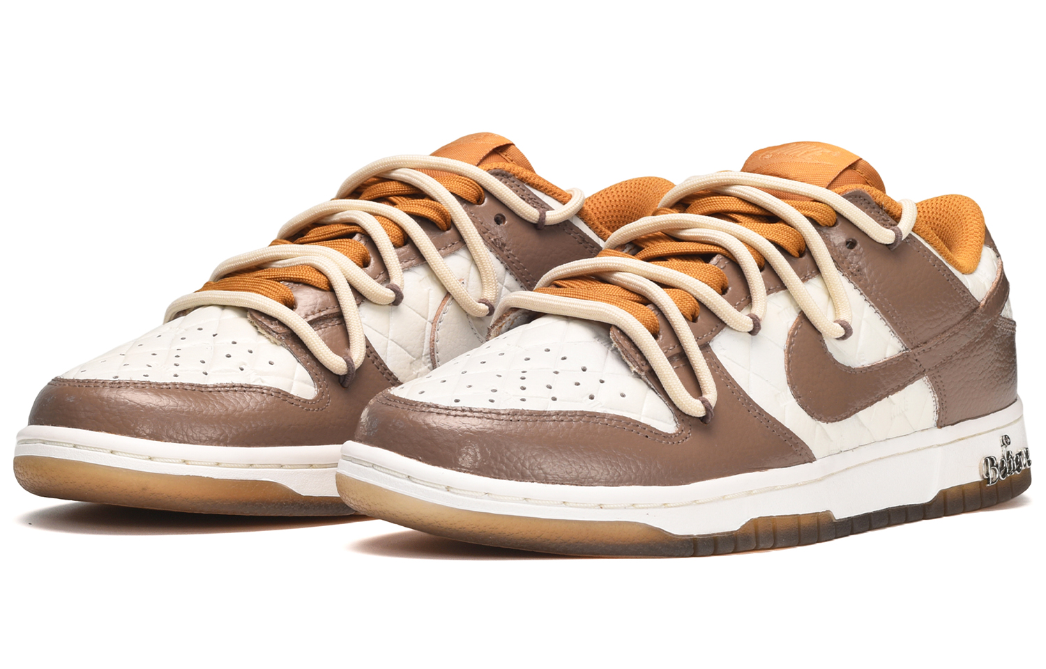 Lookbook (W) [Kasut Custom] Nike Dunk Low 'Toffee' DX3374-700(TeamE-女款太妃糖白棕)