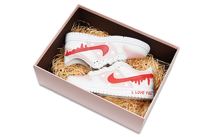 Order 【定制球鞋】Nike Dunk Low “Tropical Twist” 噴繪 特殊鞋盒 愛意 滿滿流動的心 耐磨防滑 休閒 低幫 板鞋 女款 玫紅粉