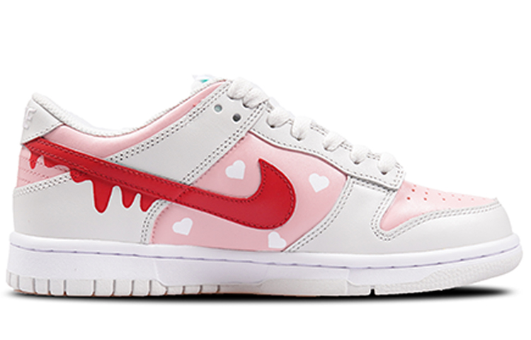 Shop 【定制球鞋】Nike Dunk Low “Tropical Twist” 噴繪 特殊鞋盒 愛意 滿滿流動的心 耐磨防滑 休閒 低幫 板鞋 女款 玫紅粉