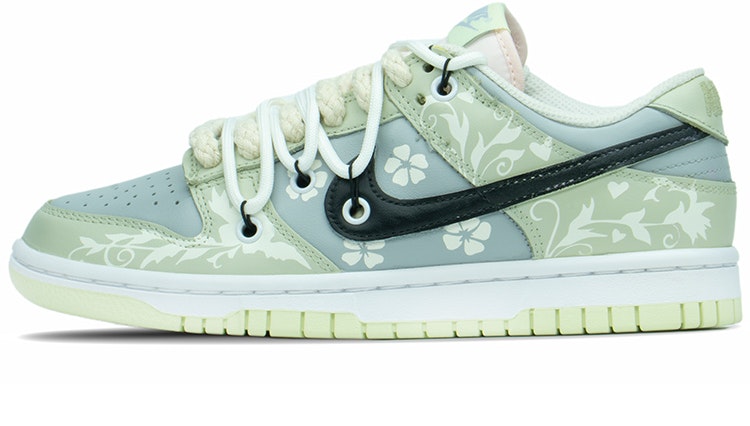 custom-shoes-women-nike-dunk-low-valentine-s-day-camellia