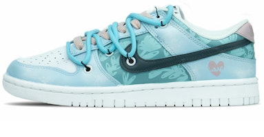 (W) 나이키 덩크 로우 '발렌타인 로즈 스카이 그라데이션' (커스텀) DD1503-109(TeamA-蓝玫瑰S-BOX) Buy (W) 나이키 덩크 로우 '발렌타인 로즈 스카이 그라데이션' (커스텀) DD1503-109(TeamA-蓝玫瑰S-BOX)