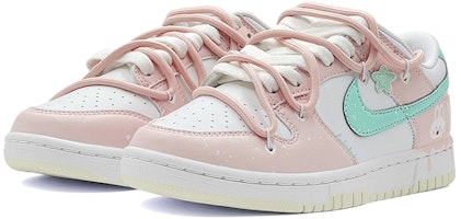 【客製化球鞋】Nike Dunk Low 解構風 小白兔 情人節 限定鞋盒 復古休閒 低幫 板鞋 女款 粉綠 Shop 【客製化球鞋】Nike Dunk Low 解構風 小白兔 情人節 限定鞋盒 復古休閒 低幫 板鞋 女款 粉綠