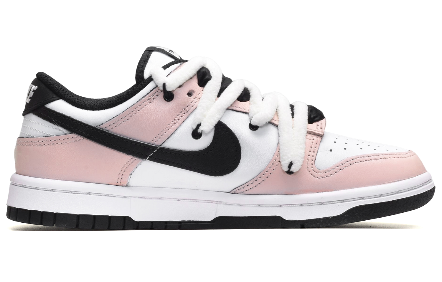 Shop 【客製球鞋】Nike Dunk Low 情人節 卡斯製造 粉色熊貓 光變愛心 低幫 板鞋 女款 黑白粉