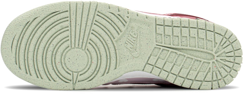 【客製化球鞋】 Nike Dunk Low 情人節 可愛像素 手繪噴繪 特殊禮盒 解構鞋帶 低筒 板鞋 女款 粉紅 Shop 【客製化球鞋】 Nike Dunk Low 情人節 可愛像素 手繪噴繪 特殊禮盒 解構鞋帶 低筒 板鞋 女款 粉紅