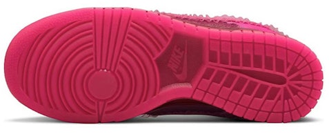 (W) 나이키 덩크 로우 '발렌타인 스트로베리' (커스텀) DQ9324-600(Team25-草莓粉熊) Details for (W) 나이키 덩크 로우 '발렌타인 스트로베리' (커스텀) DQ9324-600(Team25-草莓粉熊)