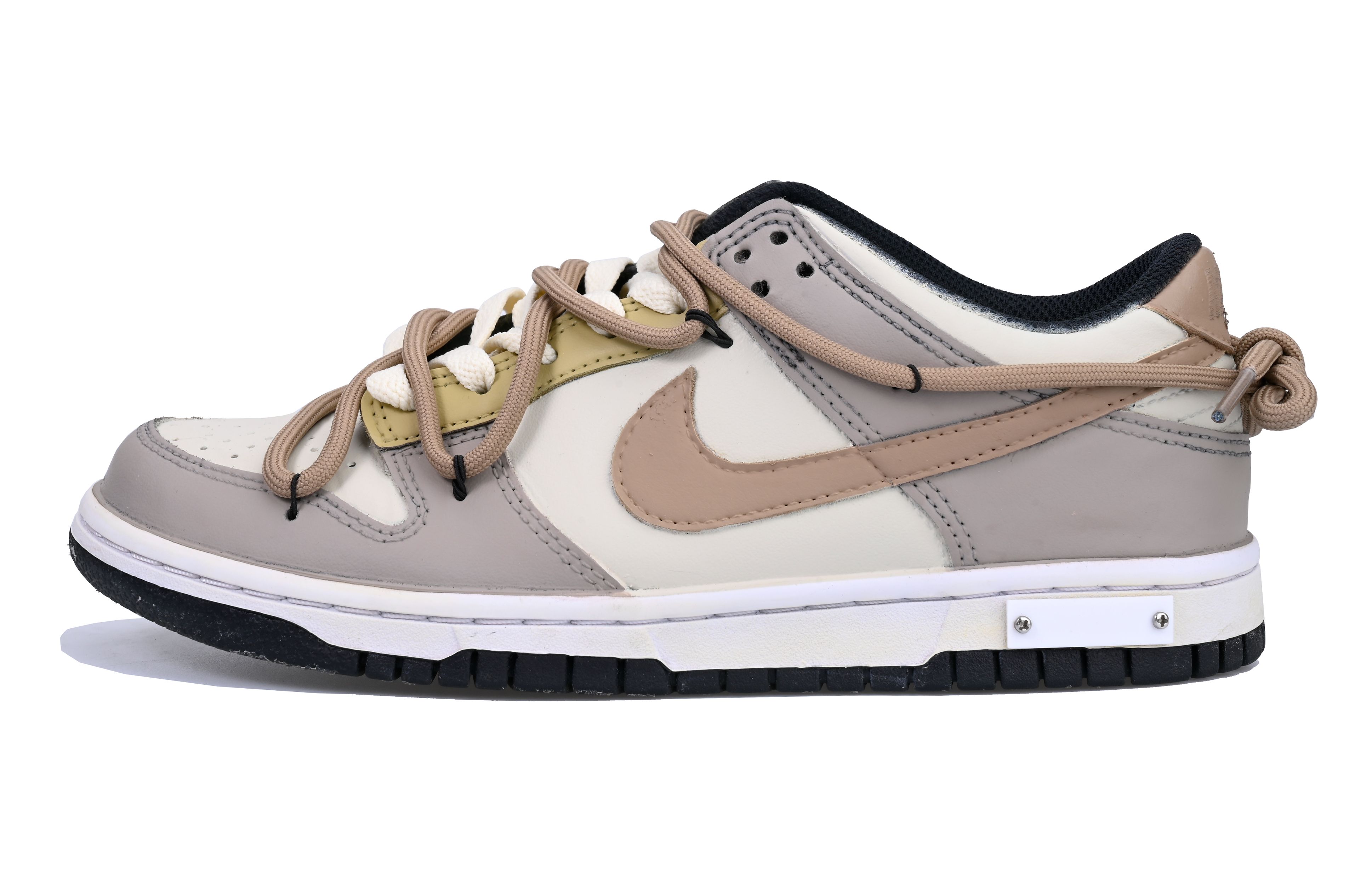 Buy (W) [Sepatu Kustom] Nike Dunk Low 'Vlad Oak Katun' FD1232-001-459867