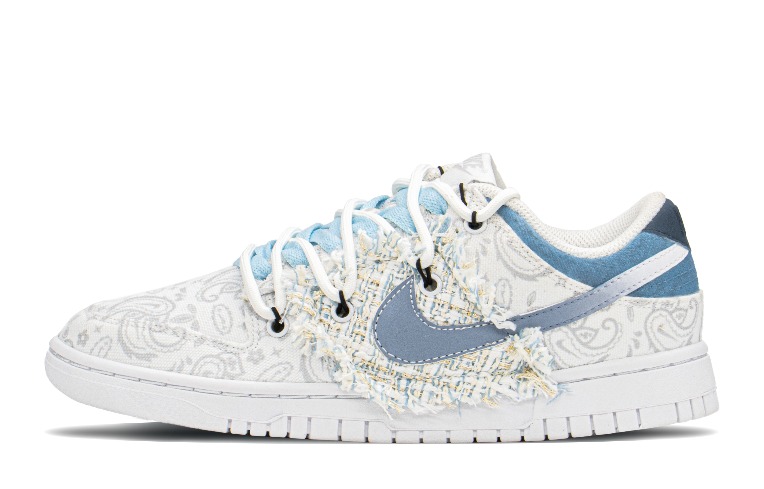 Buy 【訂製球鞋】Nike Dunk Low 減齡穿搭 小香風 禮盒 解構 腰果花 低幫 板鞋 女款 白藍