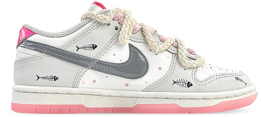 【定製球鞋】 Nike Dunk Low 滑板精靈 魚骨圖 線條 低筒 板鞋 女款 白灰粉 Order 【定製球鞋】 Nike Dunk Low 滑板精靈 魚骨圖 線條 低筒 板鞋 女款 白灰粉