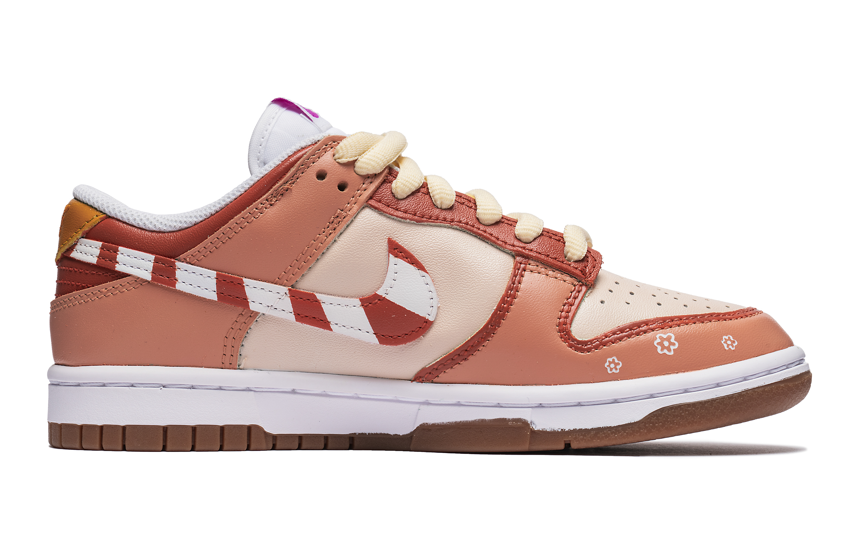 Lookbook (W) [Custom Shoes] Nike Dunk Low 'Putih Oranye Natal Sakura Permen Coklat' FD9922-151(TeamB-女款樱花糖果白红)