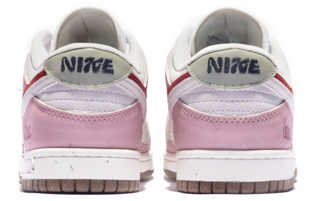 【定制球鞋】Nike Dunk Low 低幫 板鞋 女款 白粉灰 Shop 【定制球鞋】Nike Dunk Low 低幫 板鞋 女款 白粉灰