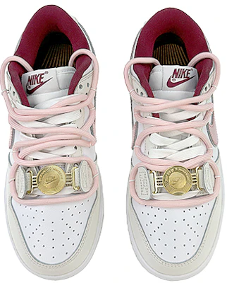 (W) 나이키 덩크 로우 '화이트 핑크 레벨 러브' (커스텀) DV1160-100(Team40-女款放肆爱白粉) Shop (W) 나이키 덩크 로우 '화이트 핑크 레벨 러브' (커스텀) DV1160-100(Team40-女款放肆爱白粉)