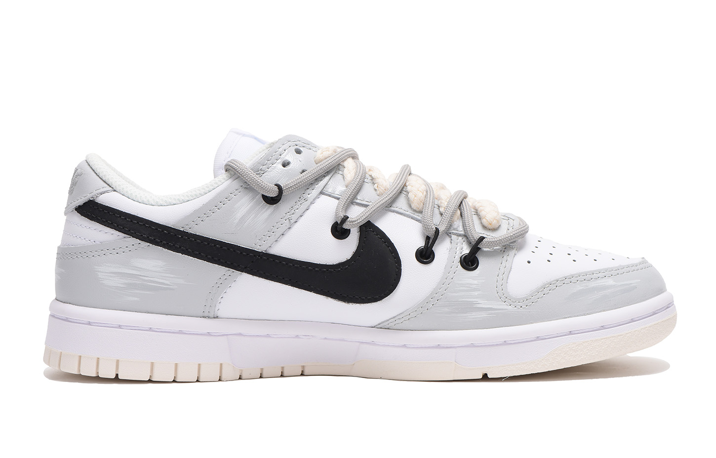 Order (W) [Sepatu Kustom] Nike Dunk Low 'White Sail Deconstructed - Hitam Abu' DD1503-121(Team拾伍-女款黑灰飞机SBOX)