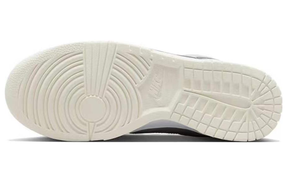 Purchase 【訂製球鞋】 Nike Dunk Low White Sail 解構 vibe風 做舊 情侶 紙飛機 高街 特殊禮盒 低帮 板鞋 女款 灰色