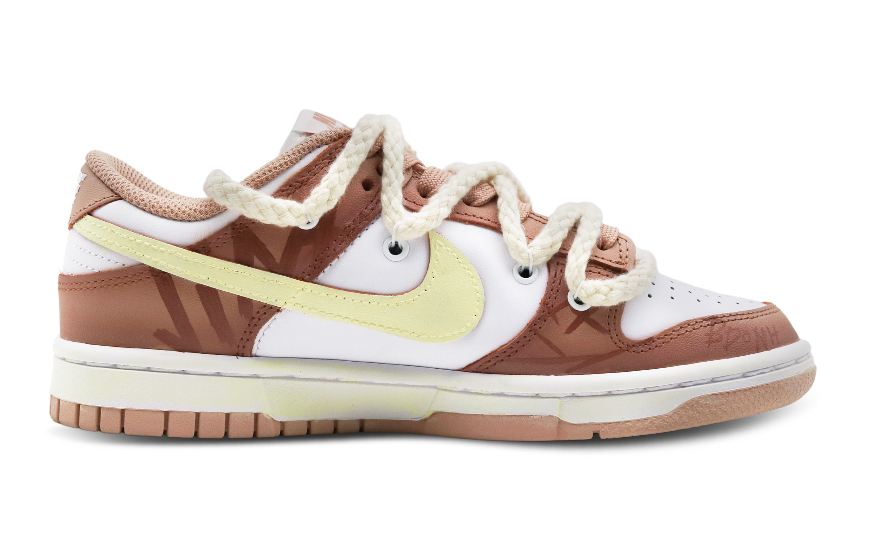 Order 【訂製球鞋】Nike Dunk Low 個性女孩 街頭塗鴉 做舊 vibe風 系帶 塗鴉 字母 低筒 板鞋 女款 黃粉