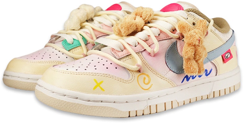 (W) 나이키 덩크 로우 '핑크 노랑 토끼곰' (Nike Dunk Low 'Pink Yellow RabbitBear') DX6060-121(TeamF-毛绒玩偶) Lookbook (W) 나이키 덩크 로우 '핑크 노랑 토끼곰' (Nike Dunk Low 'Pink Yellow RabbitBear') DX6060-121(TeamF-毛绒玩偶)