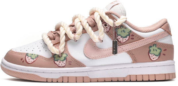 【定制球鞋】 Nike Dunk Low CUS ID 休閒多巴胺 粉嘟嘟 草莓芝芝 防滑耐磨 低筒 板鞋 女款 白粉 Buy 【定制球鞋】 Nike Dunk Low CUS ID 休閒多巴胺 粉嘟嘟 草莓芝芝 防滑耐磨 低筒 板鞋 女款 白粉
