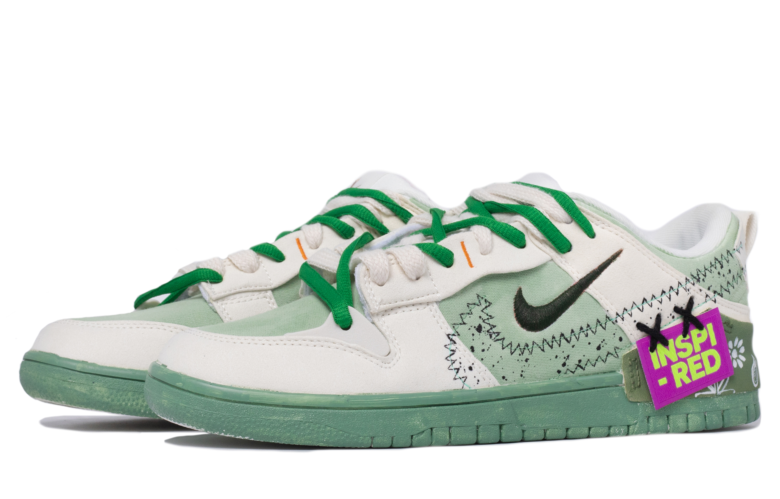 Lookbook 【定制球鞋】Nike Dunk Low Disrupt "Pale Ivory" 達芬奇定制 改造主題定制 腰果花綠跡 低筒 板鞋 女款 綠白