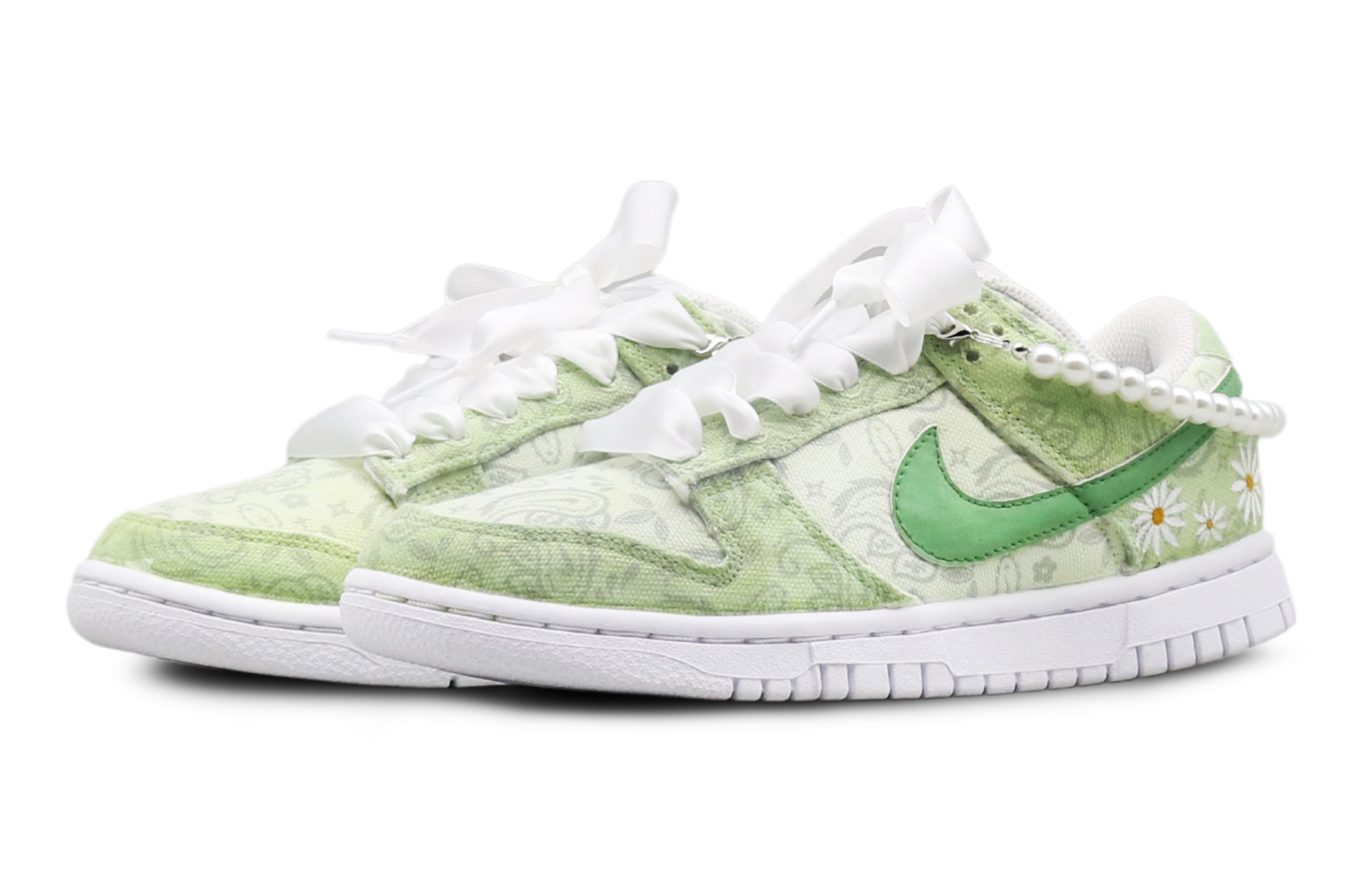 Lookbook (W) [定制鞋款] 耐克Dunk Low ESS '新鲜雏菊佩斯利白-绿' DJ9955-100(Team8-女款清新雏菊白绿）