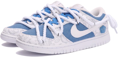 (W) 나이키 덩크 로우 ESS '클라인 블루 자수' (커스텀) DJ9955-100(TeamThree-女款复古贴花蓝白) Lookbook (W) 나이키 덩크 로우 ESS '클라인 블루 자수' (커스텀) DJ9955-100(TeamThree-女款复古贴花蓝白)