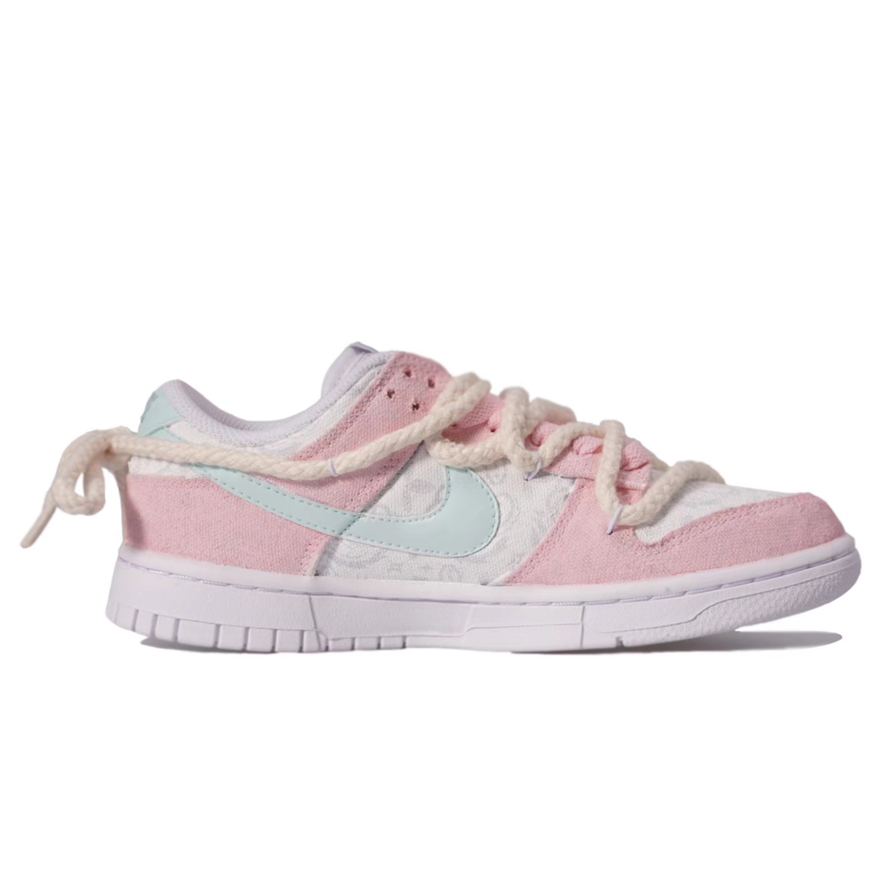 Order (W) [Sepatu Custom] Nike Dunk Low ESS 'Pink Sakura Bunny - Tahun Kelinci' DJ9955-100(Team33-粉樱小兔女款)