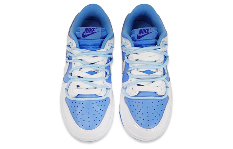 Shop 【定制球鞋】Nike Dunk Low ESS "反转北卡蓝" 冰雪聖誕 北極冰川 保護動物 可愛北極熊 解構風格潮流復古 低幫 板鞋 女款 藍白